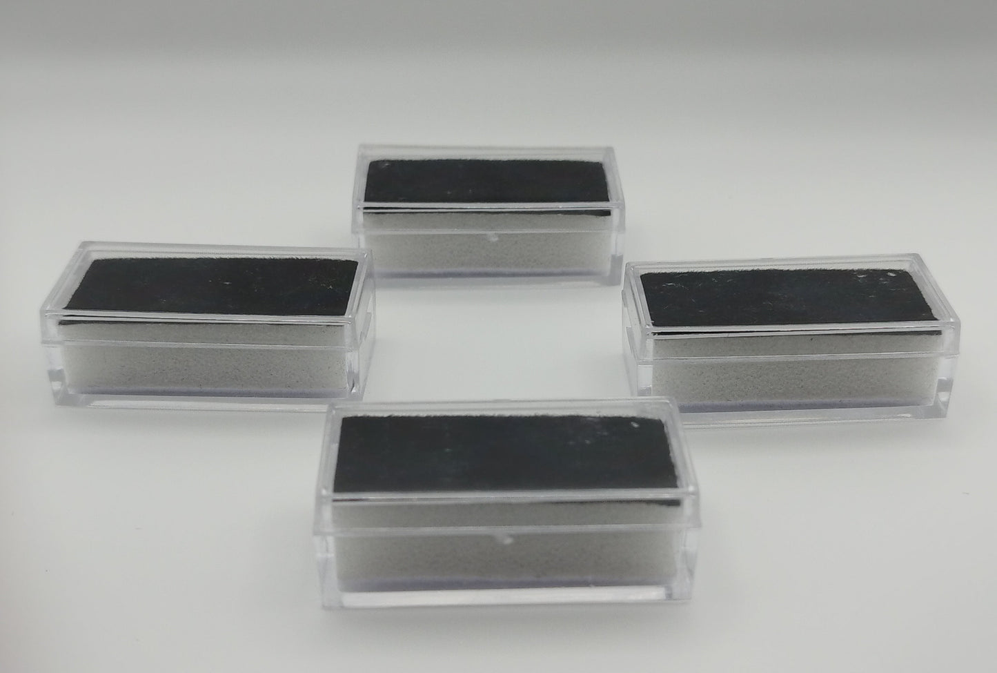 Transparent rectangular plastic box (5 * 2.4 * 1.5 cm)